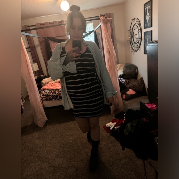 Meet your Posher, Ally - Picture 4 of 6